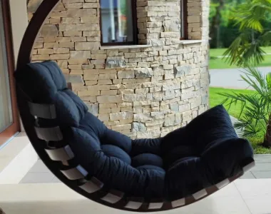 Borovi fenyőből kézzel készített egyedi bútorok